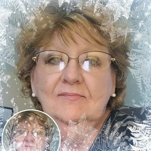 Meet your Posher, Deborah